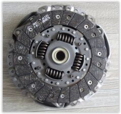 DEBRİYAJ SETİ BASKI DİSK CLIO SYMBOL-CLIO IV-DACIA LODGY-SANDERO 1.5 DCİ-MY 302055016R-302059852R-302055016R-302052516R