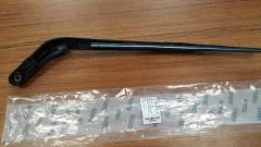 ARKA SİLECEK KOLU KOMPLE TOYOTA AURIS 07-13-WPI 2945615B