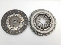 302055884R DEBRIYAJ SETI RULMANSIZ CAPTUR II 20 MEGANE IV 15 LODGY 12 DUSTER II 17 1.5 BLUE DCI EURO 6 CLIO V 19 1.3 TCE-MY 302051190R-302051190R